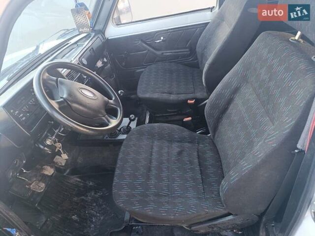 Белый ВАЗ 21213 Niva, объемом двигателя 1.7 л и пробегом 100 тыс. км за 2700 $, фото 19 на Automoto.ua