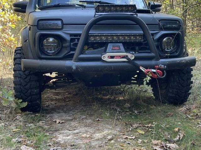 Білий ВАЗ 21213 Niva, об'ємом двигуна 1.7 л та пробігом 200 тис. км за 11652 $, фото 1 на Automoto.ua