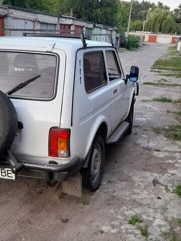 Белый ВАЗ 21213 Niva, объемом двигателя 1.7 л и пробегом 305 тыс. км за 5100 $, фото 30 на Automoto.ua