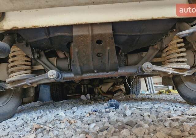 Белый ВАЗ 21213 Niva, объемом двигателя 1.69 л и пробегом 100 тыс. км за 2500 $, фото 3 на Automoto.ua