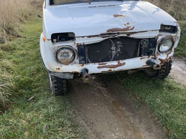 Белый ВАЗ 21213 Niva, объемом двигателя 1.6 л и пробегом 2 тыс. км за 1200 $, фото 2 на Automoto.ua