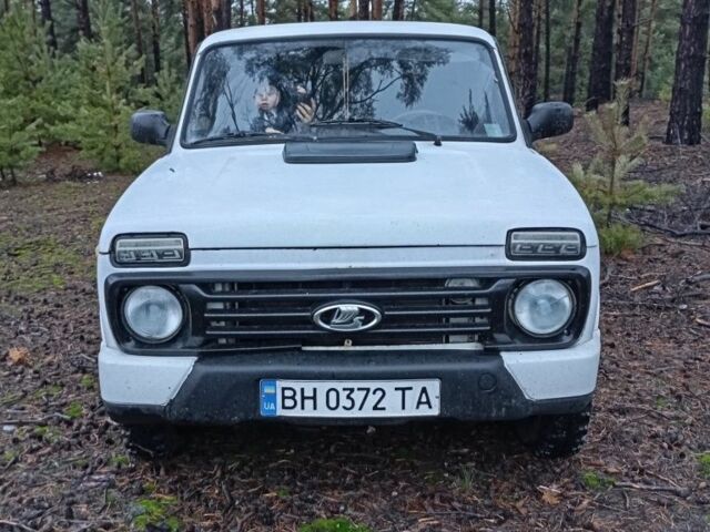 Білий ВАЗ 21213 Niva, об'ємом двигуна 1.7 л та пробігом 110 тис. км за 3200 $, фото 4 на Automoto.ua