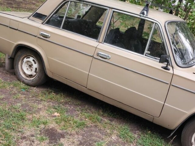 Бежевый ВАЗ 21213 Niva, объемом двигателя 1.3 л и пробегом 450 тыс. км за 600 $, фото 1 на Automoto.ua