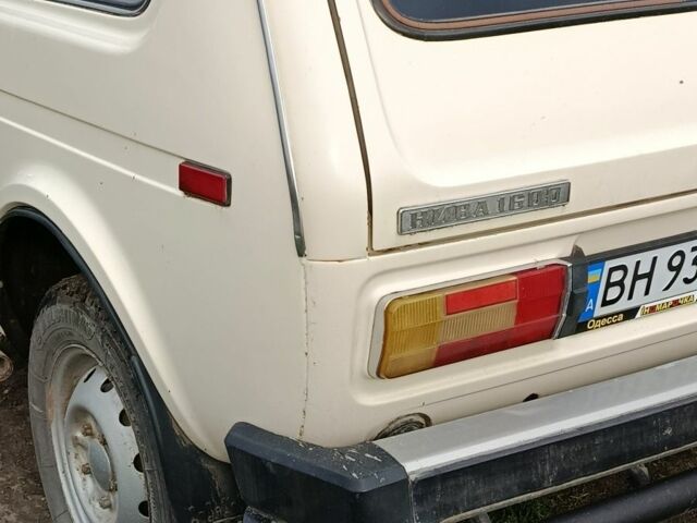Бежевий ВАЗ 21213 Niva, об'ємом двигуна 1.6 л та пробігом 45 тис. км за 2000 $, фото 5 на Automoto.ua