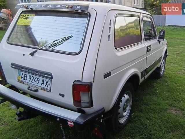 Бежевий ВАЗ 21213 Niva, об'ємом двигуна 1.7 л та пробігом 125 тис. км за 3600 $, фото 2 на Automoto.ua