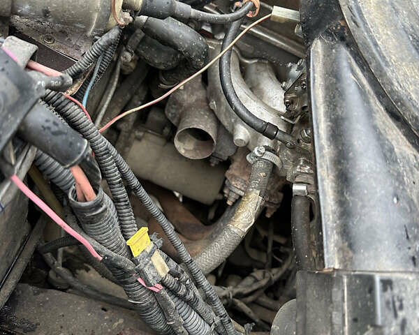 Фиолетовый ВАЗ 21213 Niva, объемом двигателя 1.7 л и пробегом 162 тыс. км за 3300 $, фото 6 на Automoto.ua