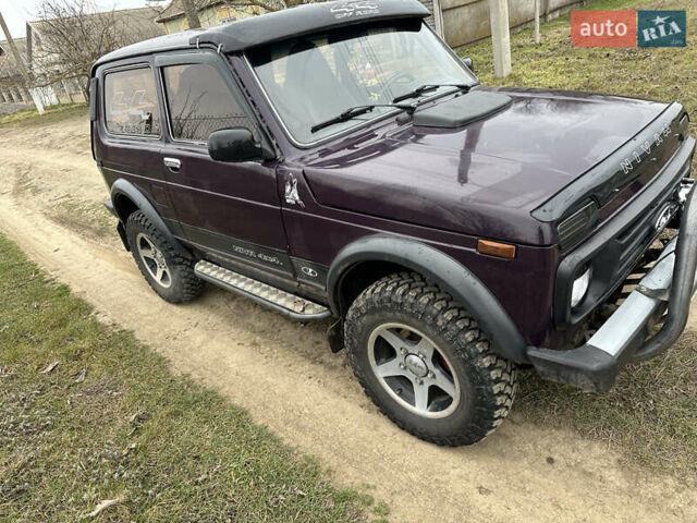 Фиолетовый ВАЗ 21213 Niva, объемом двигателя 1.7 л и пробегом 162 тыс. км за 3300 $, фото 2 на Automoto.ua