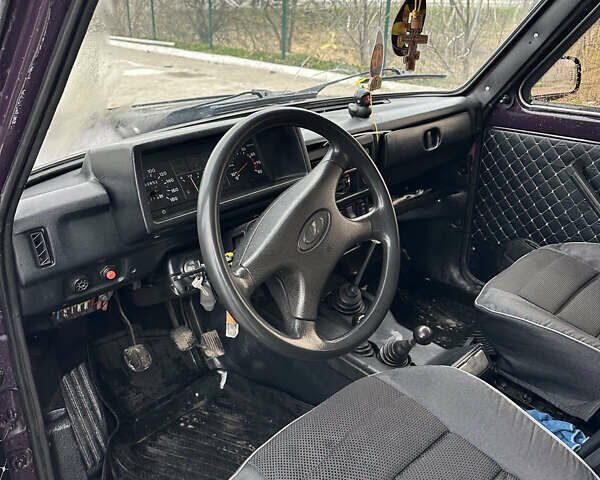 Фиолетовый ВАЗ 21213 Niva, объемом двигателя 1.7 л и пробегом 162 тыс. км за 3300 $, фото 18 на Automoto.ua