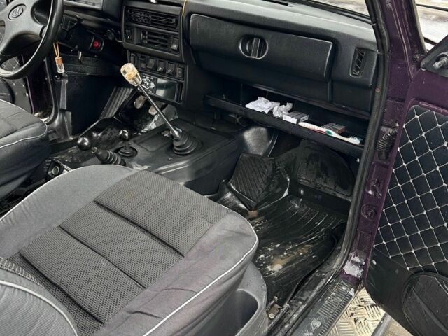 Фиолетовый ВАЗ 21213 Niva, объемом двигателя 1.7 л и пробегом 168 тыс. км за 3800 $, фото 6 на Automoto.ua