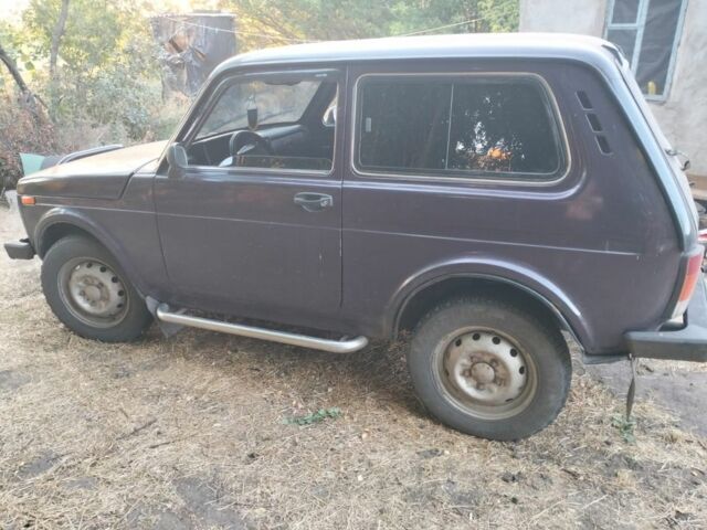 Фиолетовый ВАЗ 21213 Niva, объемом двигателя 1.7 л и пробегом 280 тыс. км за 3350 $, фото 1 на Automoto.ua