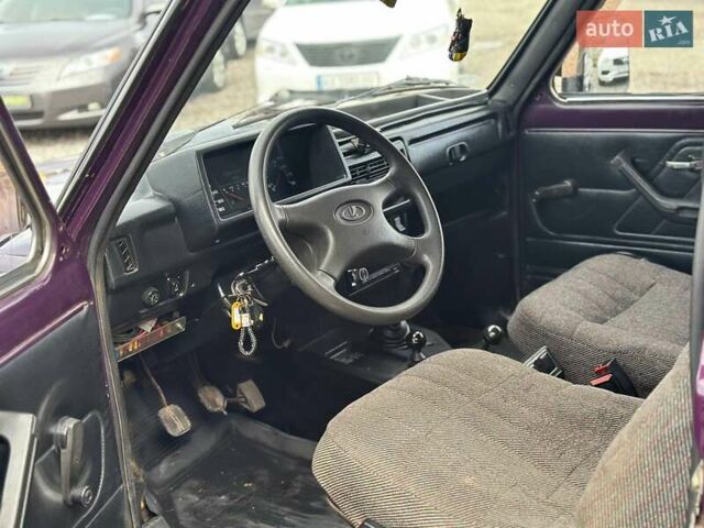 Фіолетовий ВАЗ 21213 Niva, об'ємом двигуна 1.7 л та пробігом 300 тис. км за 2300 $, фото 5 на Automoto.ua