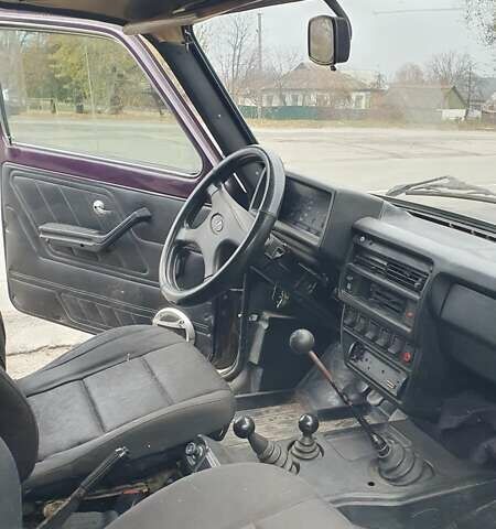 Фиолетовый ВАЗ 21213 Niva, объемом двигателя 0 л и пробегом 120 тыс. км за 2700 $, фото 5 на Automoto.ua