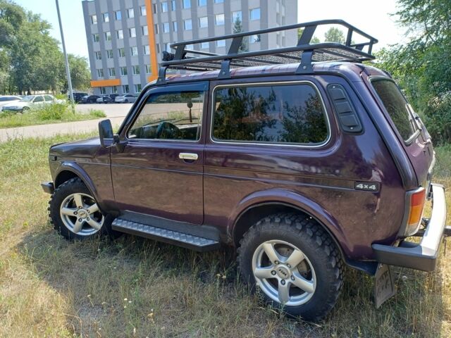 Фиолетовый ВАЗ 21213 Niva, объемом двигателя 1.6 л и пробегом 260 тыс. км за 3000 $, фото 7 на Automoto.ua