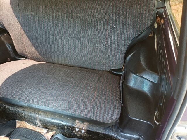 Фиолетовый ВАЗ 21213 Niva, объемом двигателя 1.6 л и пробегом 260 тыс. км за 3000 $, фото 9 на Automoto.ua