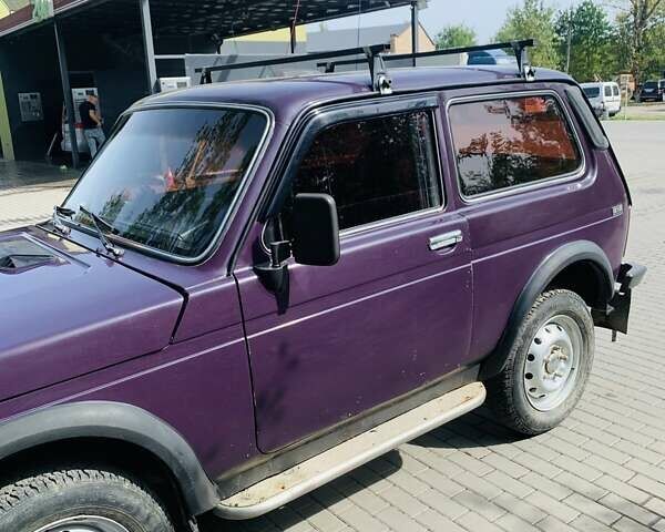 Фиолетовый ВАЗ 21213 Niva, объемом двигателя 1.7 л и пробегом 174 тыс. км за 3150 $, фото 2 на Automoto.ua