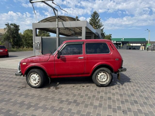 Червоний ВАЗ 21213 Niva, об'ємом двигуна 1.7 л та пробігом 100 тис. км за 3000 $, фото 15 на Automoto.ua