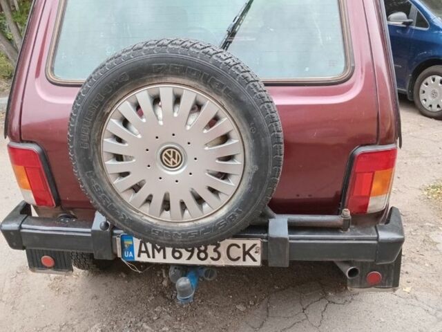Красный ВАЗ 21213 Niva, объемом двигателя 0 л и пробегом 100 тыс. км за 3500 $, фото 1 на Automoto.ua
