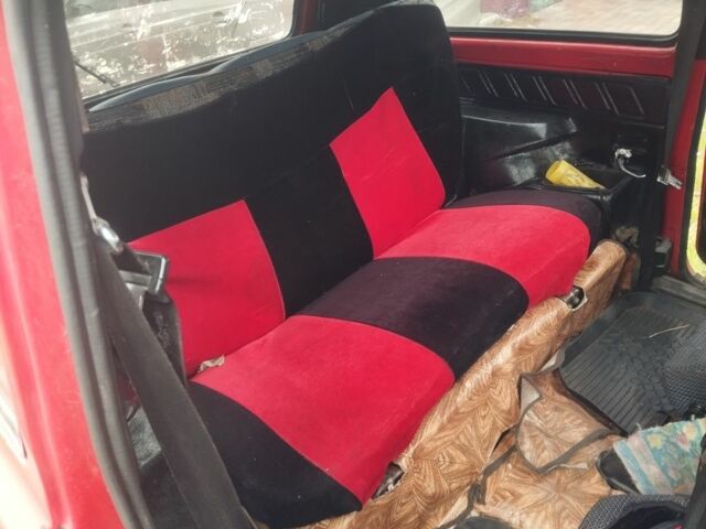 Красный ВАЗ 21213 Niva, объемом двигателя 0 л и пробегом 240 тыс. км за 2200 $, фото 4 на Automoto.ua