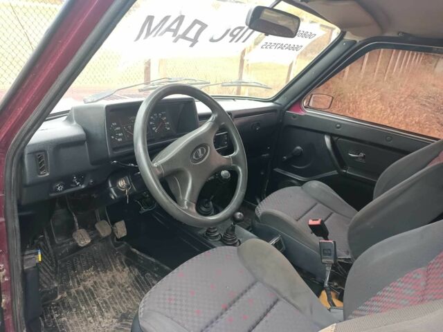 Красный ВАЗ 21213 Niva, объемом двигателя 1.7 л и пробегом 3 тыс. км за 2126 $, фото 1 на Automoto.ua