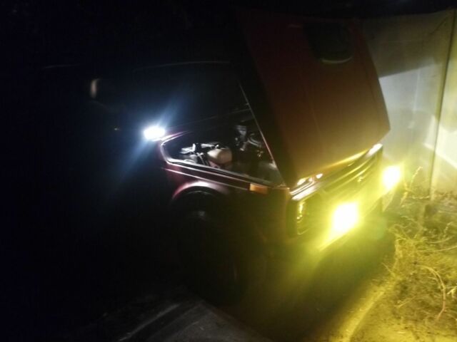 Красный ВАЗ 21213 Niva, объемом двигателя 1.7 л и пробегом 234 тыс. км за 2260 $, фото 1 на Automoto.ua