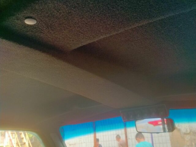 Красный ВАЗ 21213 Niva, объемом двигателя 1.7 л и пробегом 234 тыс. км за 2260 $, фото 3 на Automoto.ua