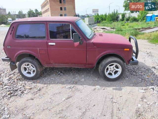 Красный ВАЗ 21213 Niva, объемом двигателя 1.7 л и пробегом 16 тыс. км за 2100 $, фото 10 на Automoto.ua
