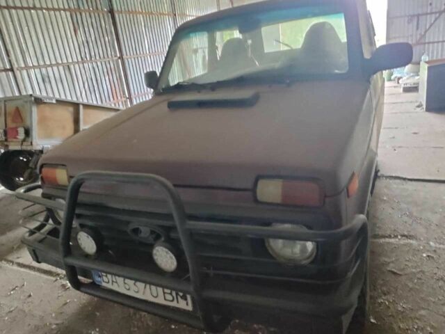 Красный ВАЗ 21213 Niva, объемом двигателя 1.7 л и пробегом 25 тыс. км за 2200 $, фото 8 на Automoto.ua