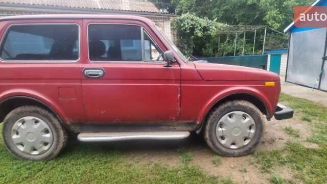 Красный ВАЗ 21213 Niva, объемом двигателя 1.7 л и пробегом 100 тыс. км за 1650 $, фото 1 на Automoto.ua
