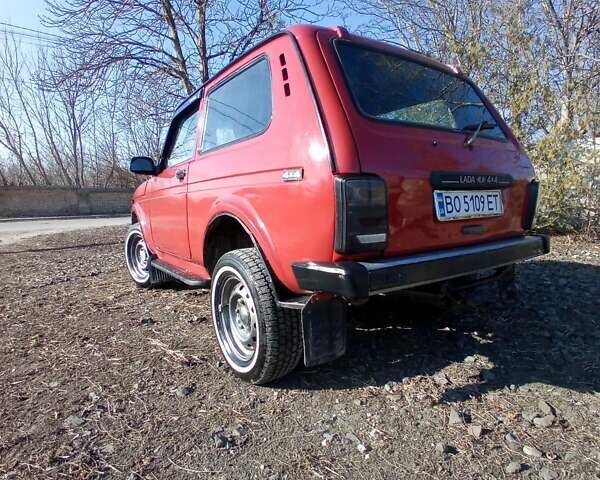 Червоний ВАЗ 21213 Niva, об'ємом двигуна 1.69 л та пробігом 80 тис. км за 2950 $, фото 5 на Automoto.ua