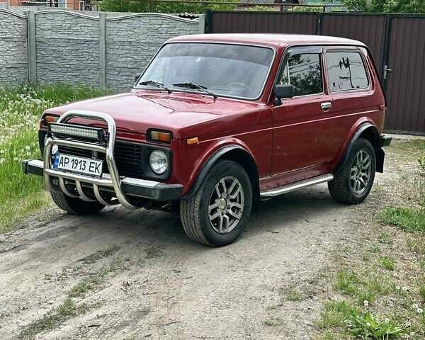 Красный ВАЗ 21213 Niva, объемом двигателя 1.7 л и пробегом 40 тыс. км за 3900 $, фото 3 на Automoto.ua