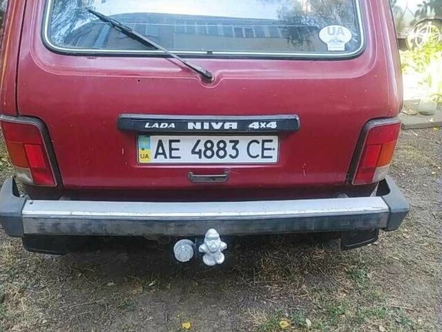 Червоний ВАЗ 21213 Niva, об'ємом двигуна 7 л та пробігом 345 тис. км за 1800 $, фото 2 на Automoto.ua