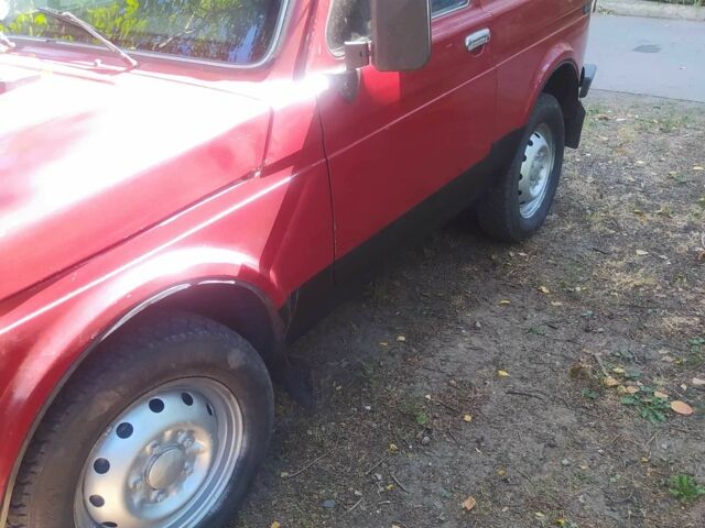 Червоний ВАЗ 21213 Niva, об'ємом двигуна 7 л та пробігом 345 тис. км за 1800 $, фото 4 на Automoto.ua