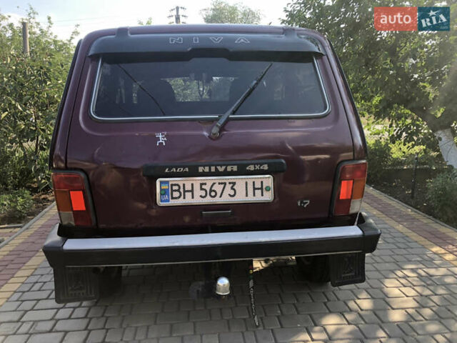 Красный ВАЗ 21213 Niva, объемом двигателя 1.7 л и пробегом 120 тыс. км за 4000 $, фото 8 на Automoto.ua