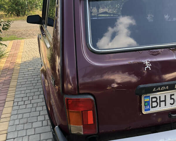 Красный ВАЗ 21213 Niva, объемом двигателя 1.7 л и пробегом 120 тыс. км за 4000 $, фото 6 на Automoto.ua
