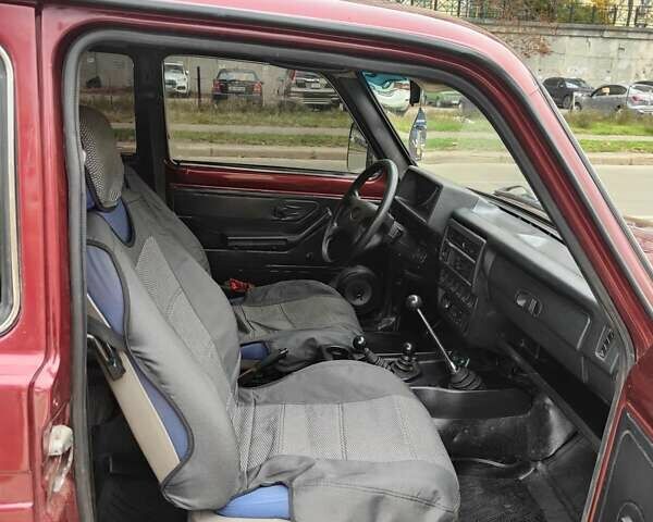 Червоний ВАЗ 21213 Niva, об'ємом двигуна 1.69 л та пробігом 197 тис. км за 3400 $, фото 8 на Automoto.ua