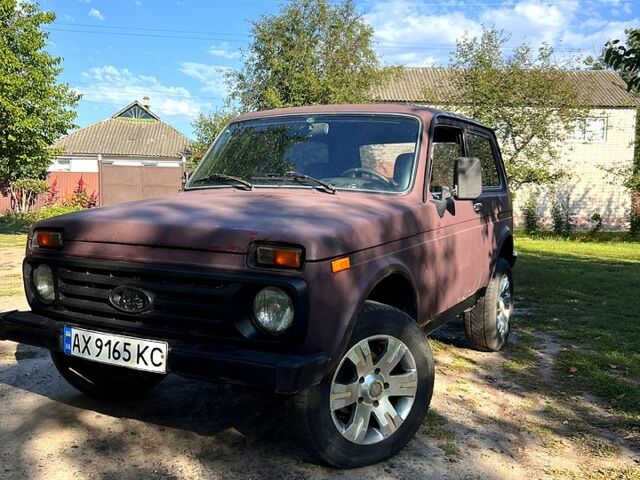 Червоний ВАЗ 21213 Niva, об'ємом двигуна 1.7 л та пробігом 150 тис. км за 1700 $, фото 6 на Automoto.ua