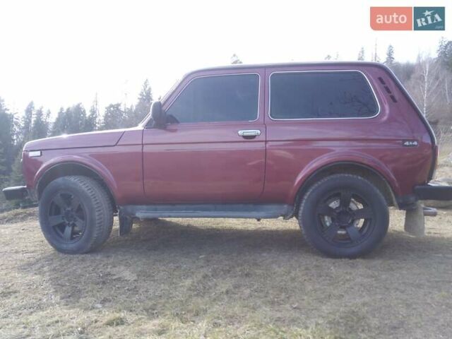Червоний ВАЗ 21213 Niva, об'ємом двигуна 1.69 л та пробігом 112 тис. км за 3250 $, фото 10 на Automoto.ua