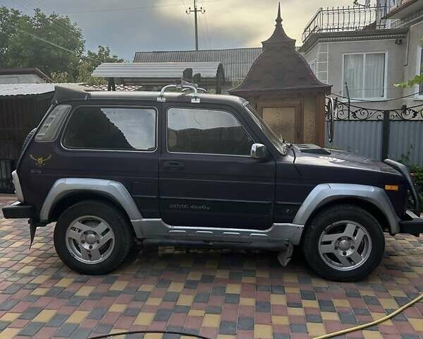 Червоний ВАЗ 21213 Niva, об'ємом двигуна 1.7 л та пробігом 119 тис. км за 2800 $, фото 3 на Automoto.ua