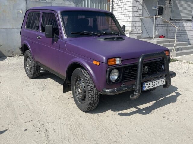 Червоний ВАЗ 21213 Niva, об'ємом двигуна 1.7 л та пробігом 180 тис. км за 2500 $, фото 1 на Automoto.ua