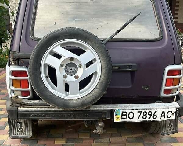 Червоний ВАЗ 21213 Niva, об'ємом двигуна 1.7 л та пробігом 119 тис. км за 2800 $, фото 4 на Automoto.ua