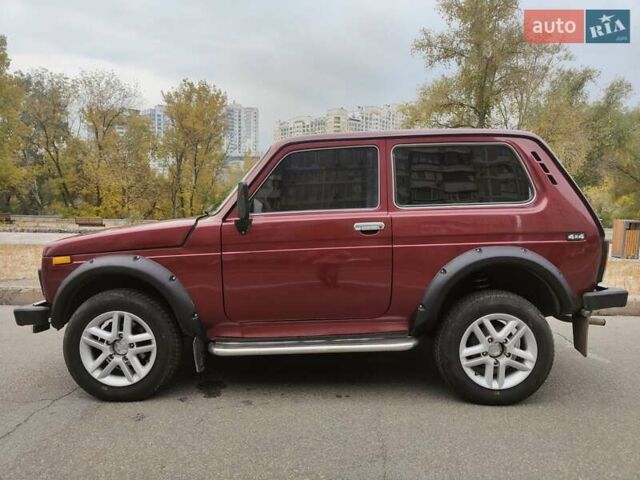 Червоний ВАЗ 21213 Niva, об'ємом двигуна 1.69 л та пробігом 197 тис. км за 3400 $, фото 2 на Automoto.ua