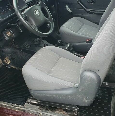 Красный ВАЗ 21213 Niva, объемом двигателя 1 л и пробегом 240 тыс. км за 2350 $, фото 5 на Automoto.ua