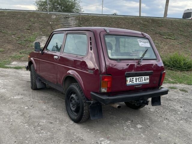 Красный ВАЗ 21213 Niva, объемом двигателя 1.7 л и пробегом 200 тыс. км за 80000 $, фото 1 на Automoto.ua
