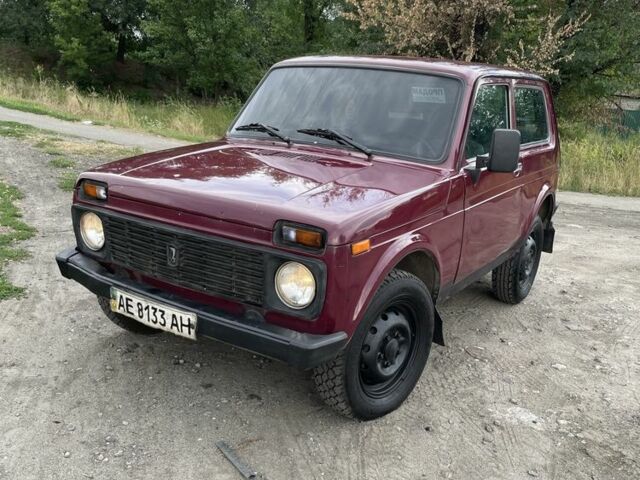 Красный ВАЗ 21213 Niva, объемом двигателя 1.7 л и пробегом 200 тыс. км за 80000 $, фото 4 на Automoto.ua