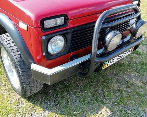 Червоний ВАЗ 21213 Niva, об'ємом двигуна 1.7 л та пробігом 200 тис. км за 2851 $, фото 38 на Automoto.ua