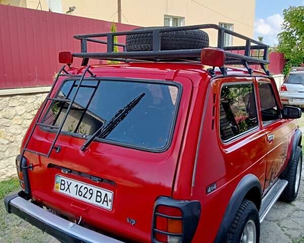 Червоний ВАЗ 21213 Niva, об'ємом двигуна 1.7 л та пробігом 200 тис. км за 2851 $, фото 7 на Automoto.ua