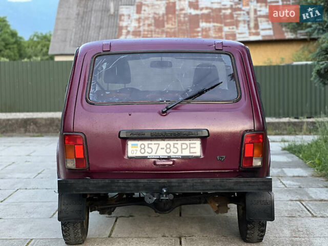 Красный ВАЗ 21213 Niva, объемом двигателя 1.7 л и пробегом 200 тыс. км за 1700 $, фото 8 на Automoto.ua