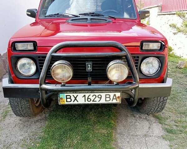 Червоний ВАЗ 21213 Niva, об'ємом двигуна 1.7 л та пробігом 200 тис. км за 2851 $, фото 55 на Automoto.ua