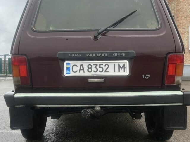 Красный ВАЗ 21213 Niva, объемом двигателя 1.7 л и пробегом 35 тыс. км за 1800 $, фото 3 на Automoto.ua