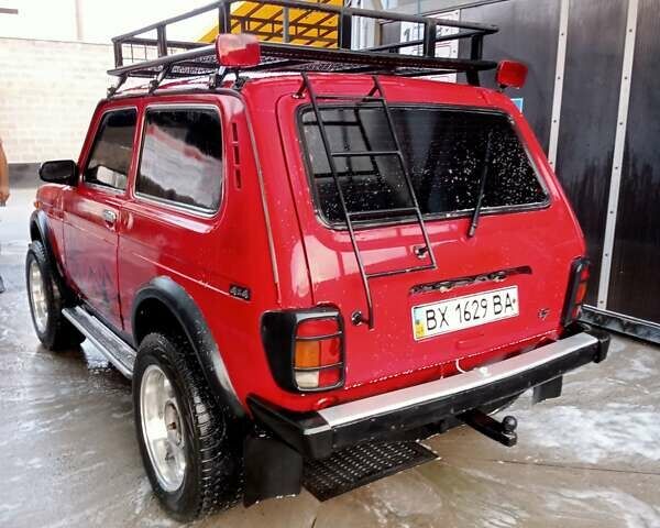 Червоний ВАЗ 21213 Niva, об'ємом двигуна 1.7 л та пробігом 200 тис. км за 2851 $, фото 93 на Automoto.ua
